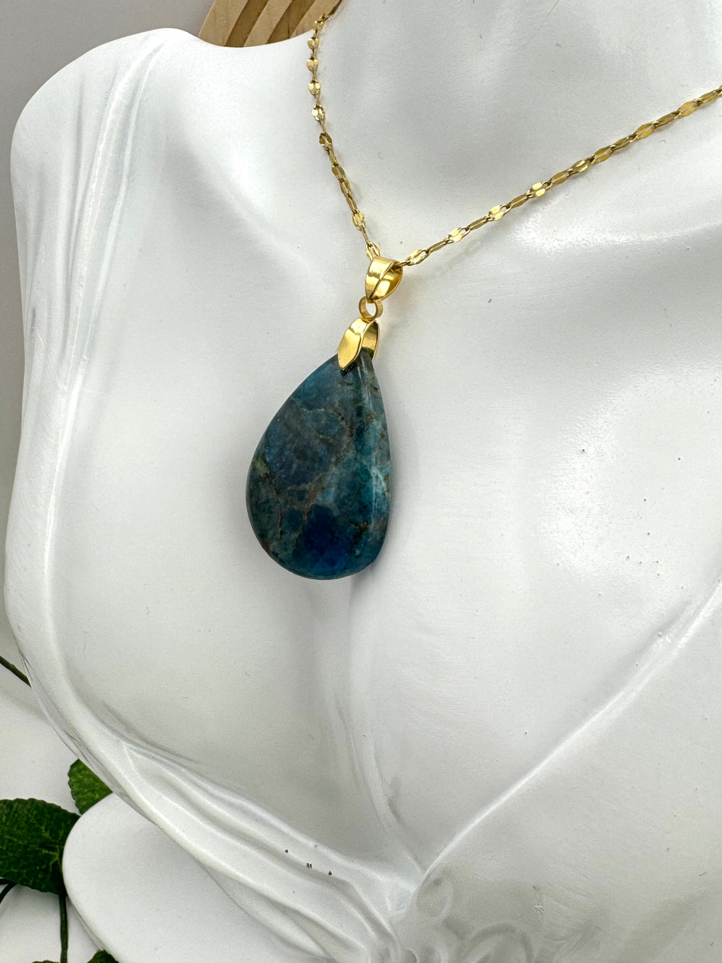 Pendentif Apatite Bleu goutte