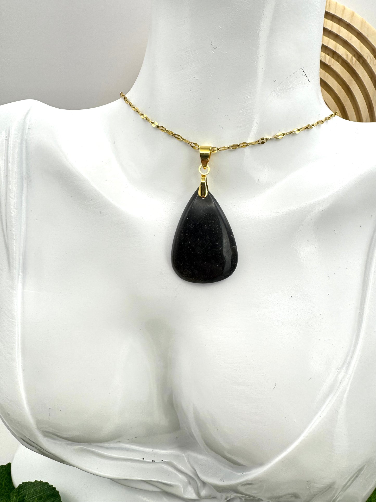 Pendentif Obsidienne Doré