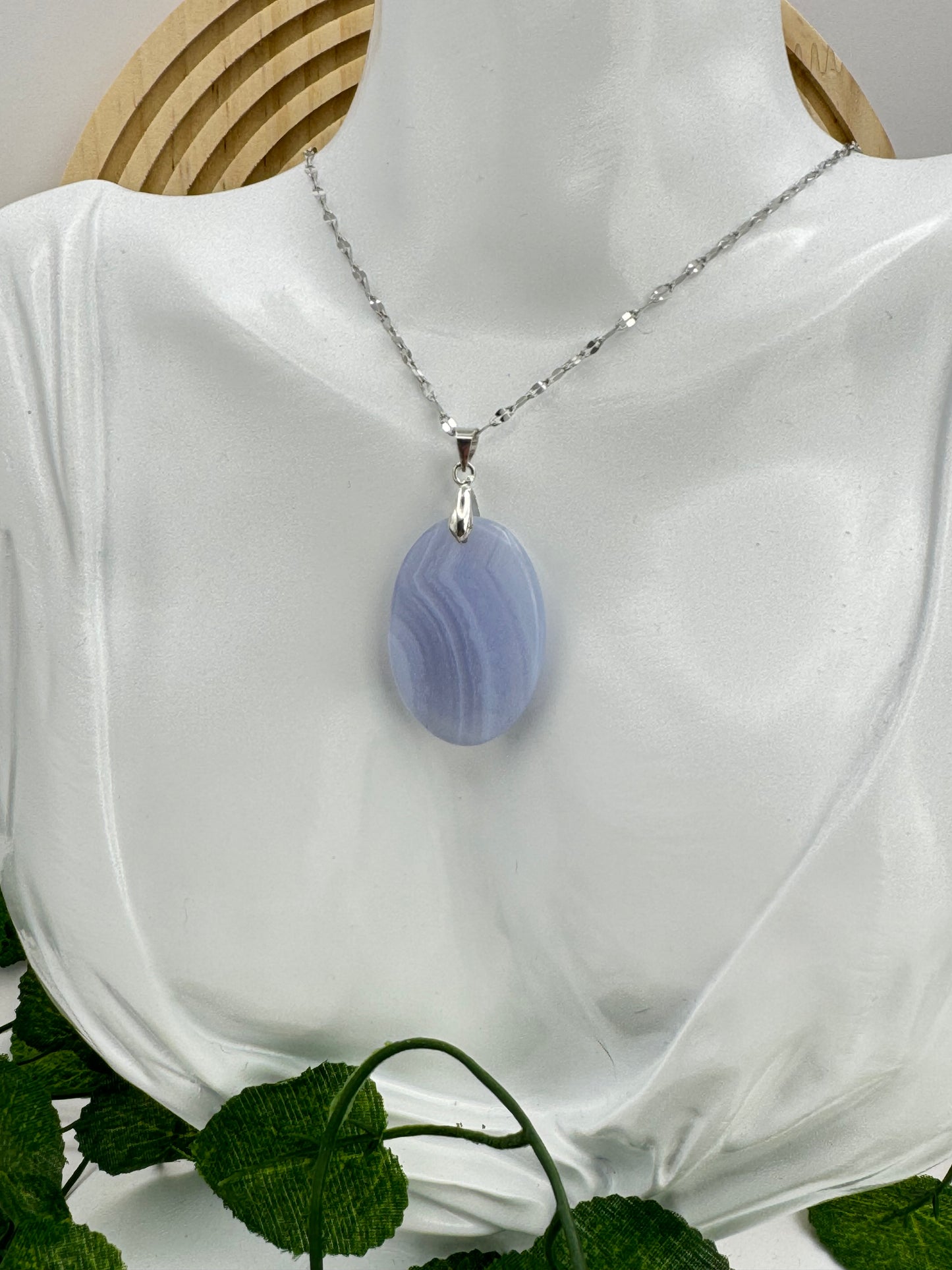 Pendentif Calcédoine Ovale