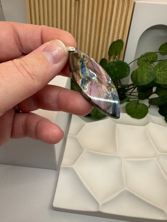 Réservation Labradorite Multicolore