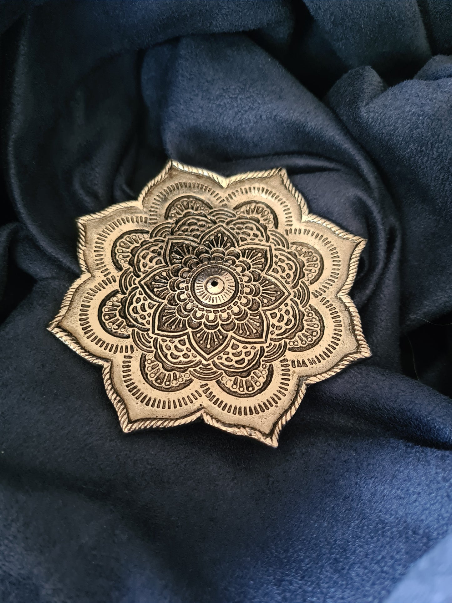 Metal Lotus incense holder