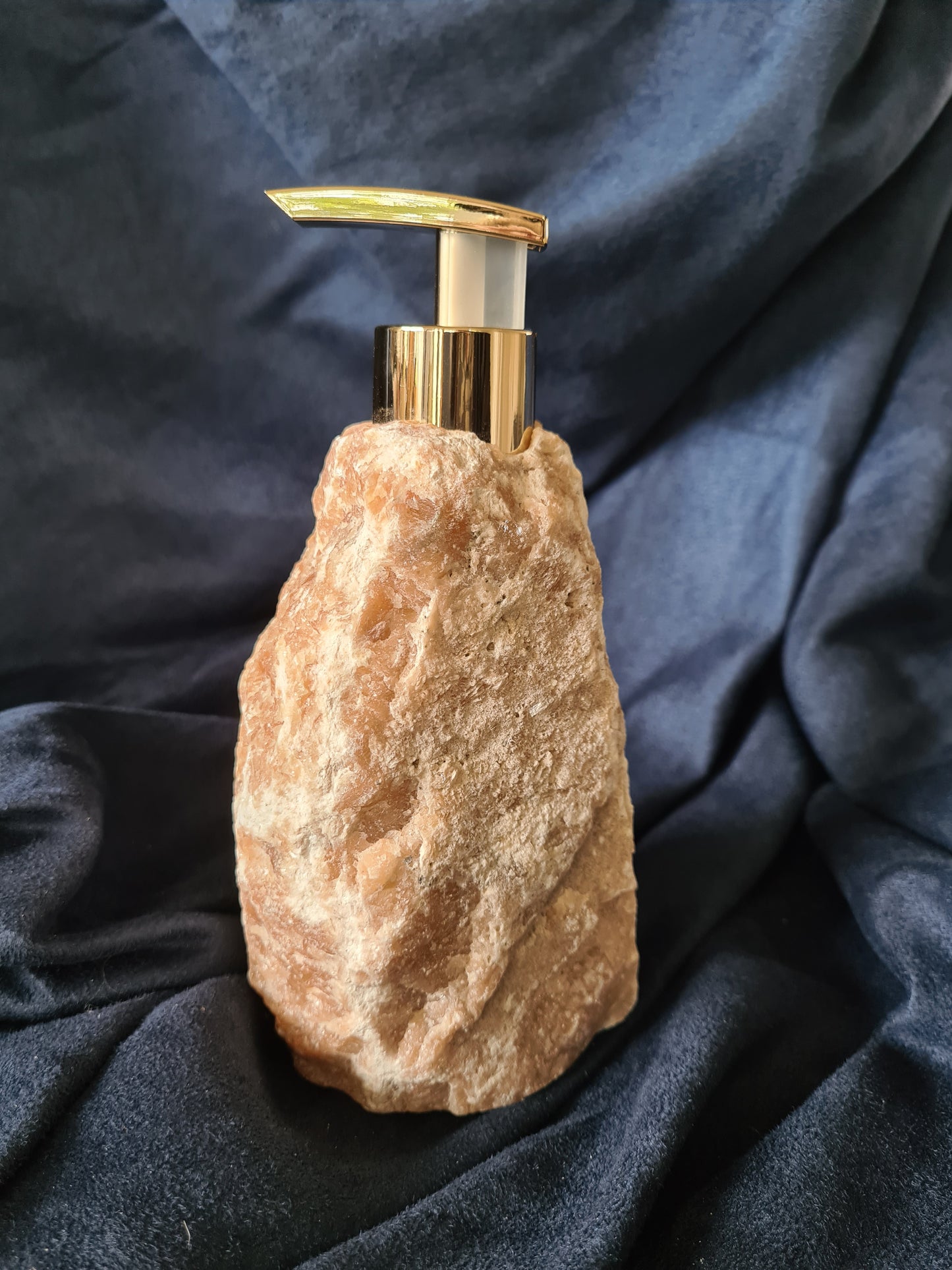 Soap dispenser Calcite Orchid raw quality Extra