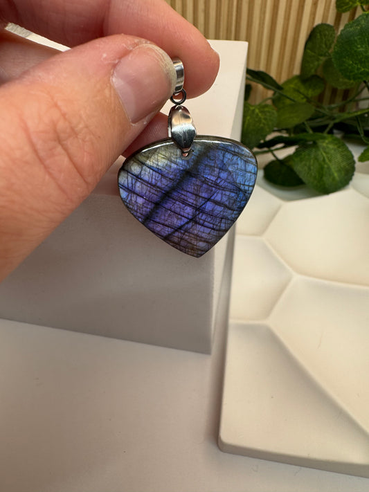 Pendentif labradorite violette bleu