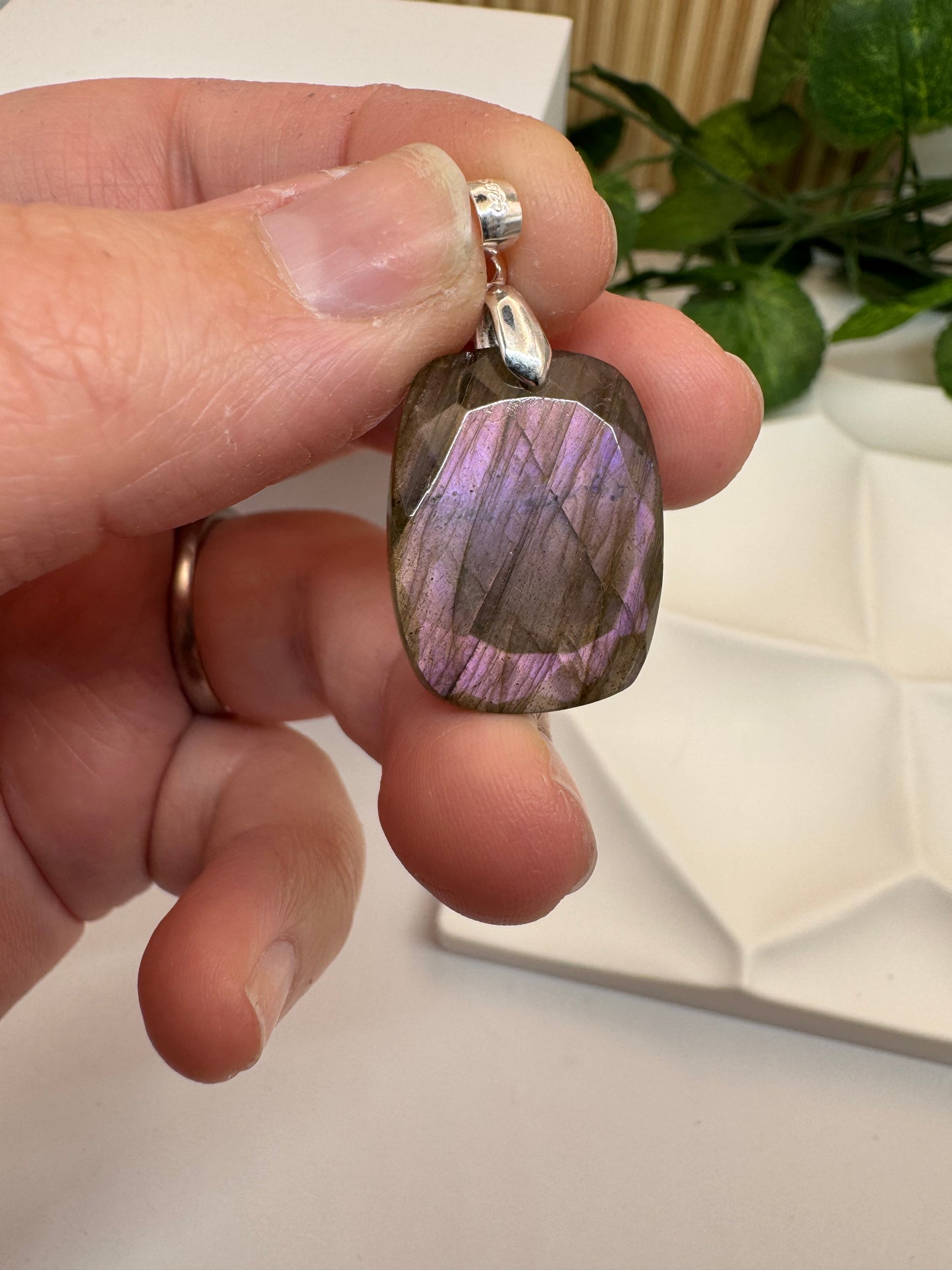 Pendentif Labradorite facetté rose orangé