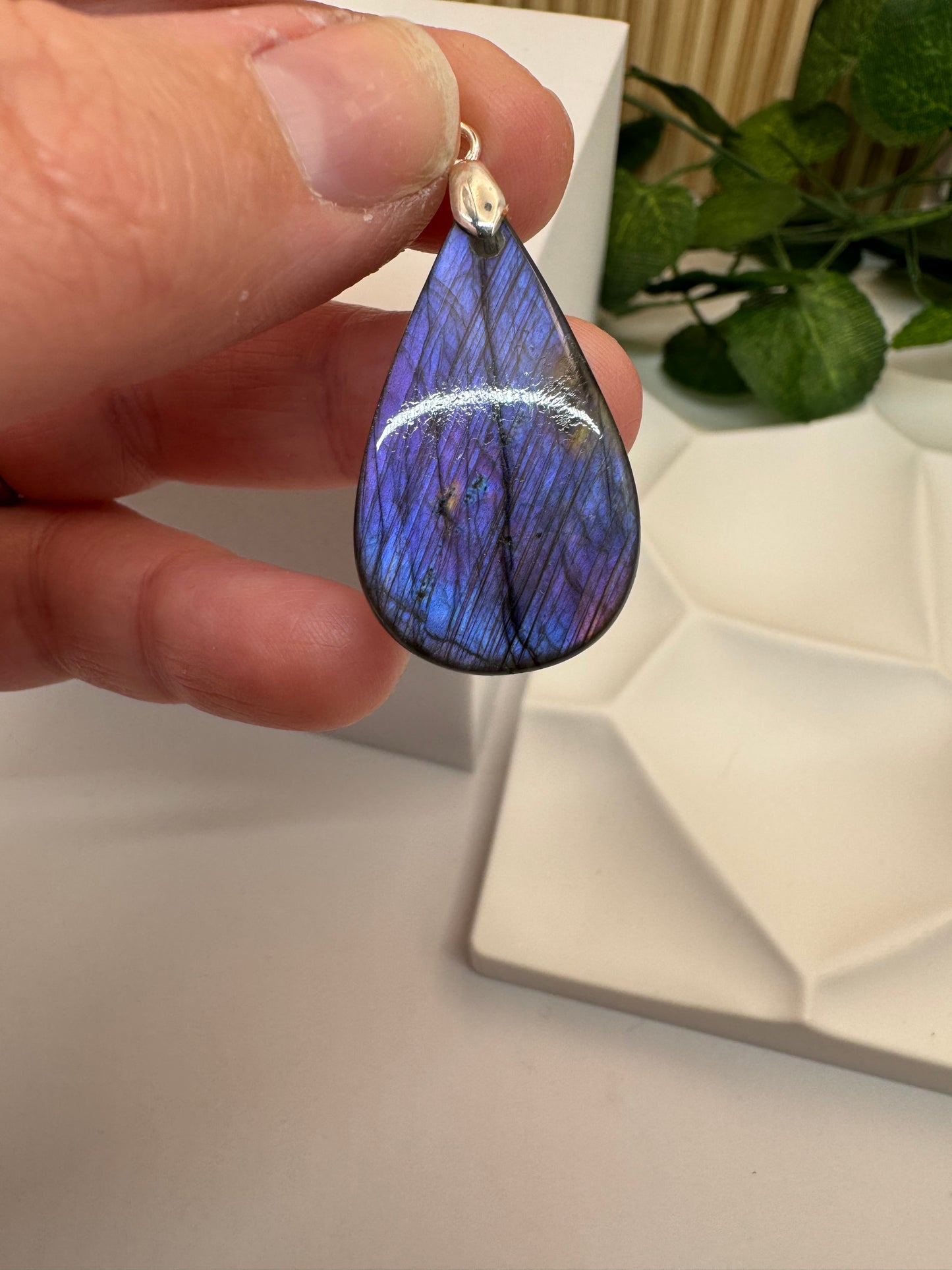 Pendentif Labradorite Violette bleu rose