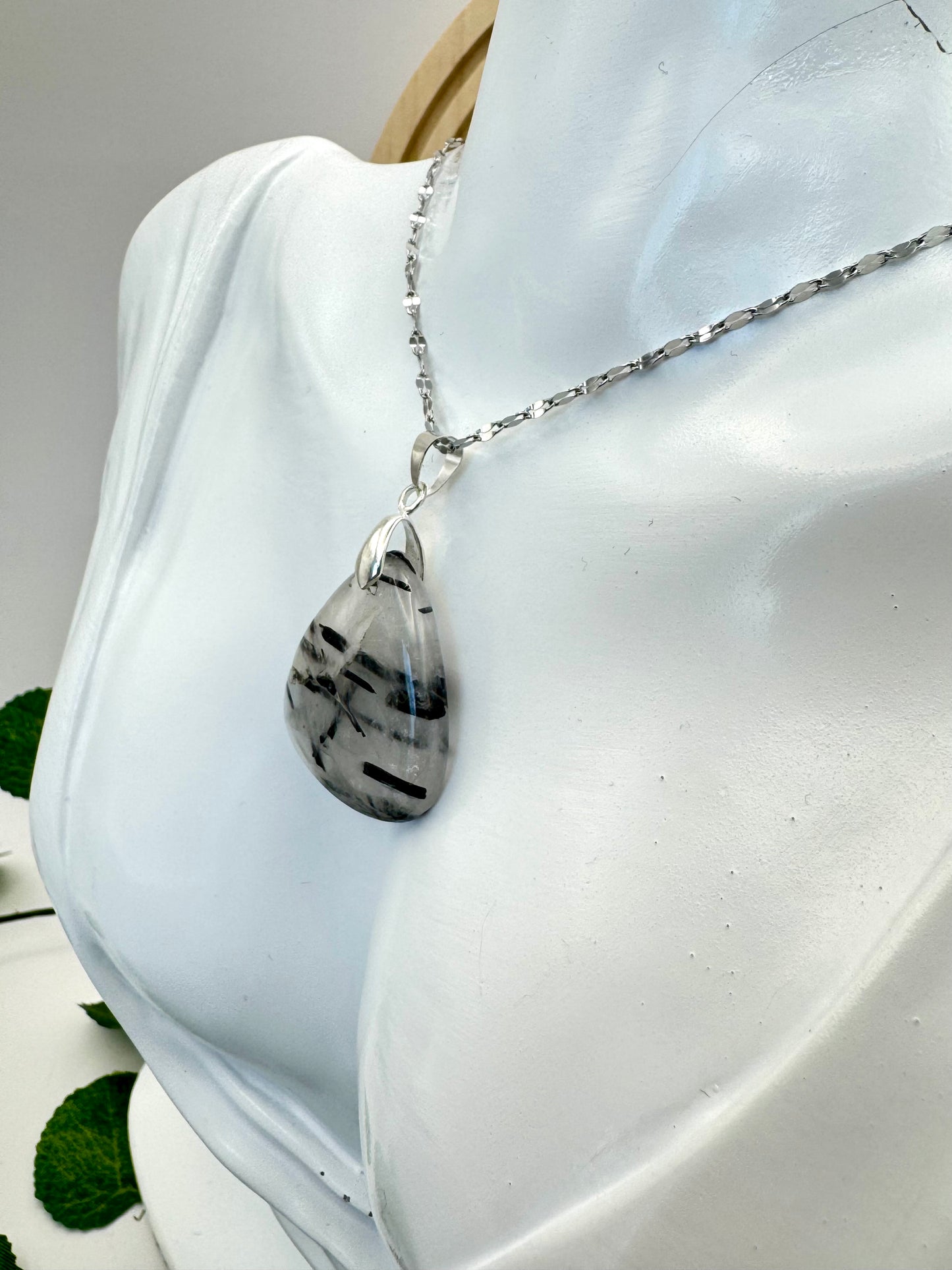 Pendentif Quartz Tourmaline triangulaire