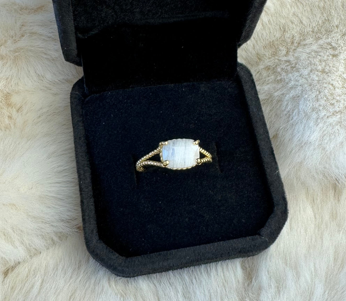 Bague Pierre de lune nacrée Argent 925