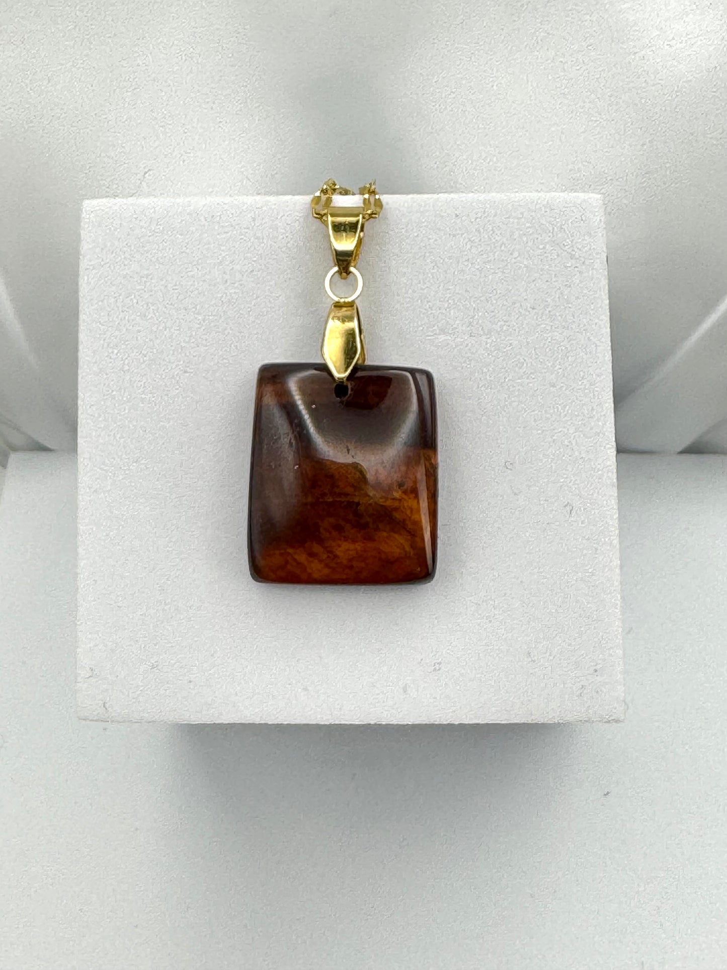 Pendentif Œil de Taureau