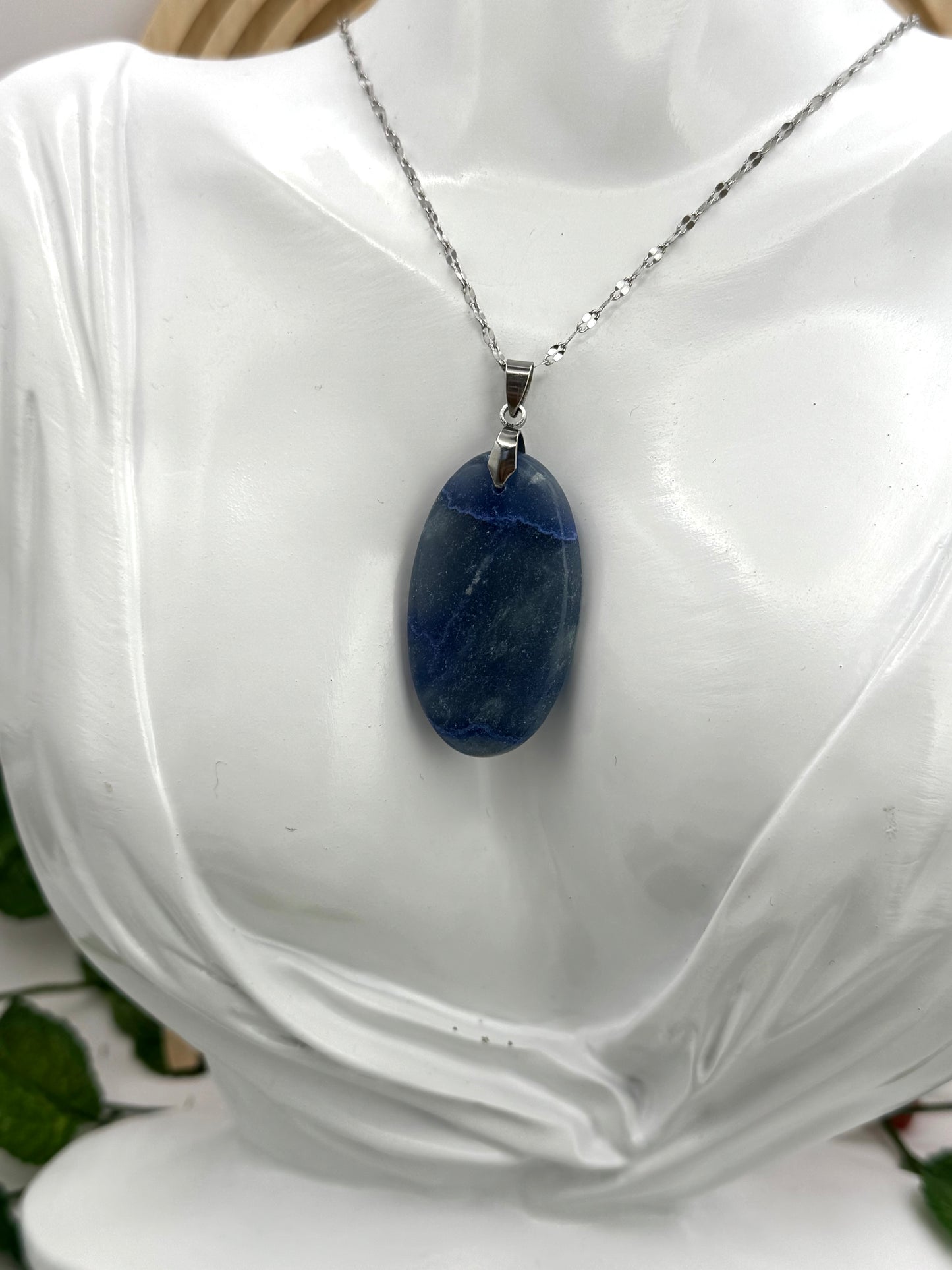 Pendentif Quartz Bleu Ovale