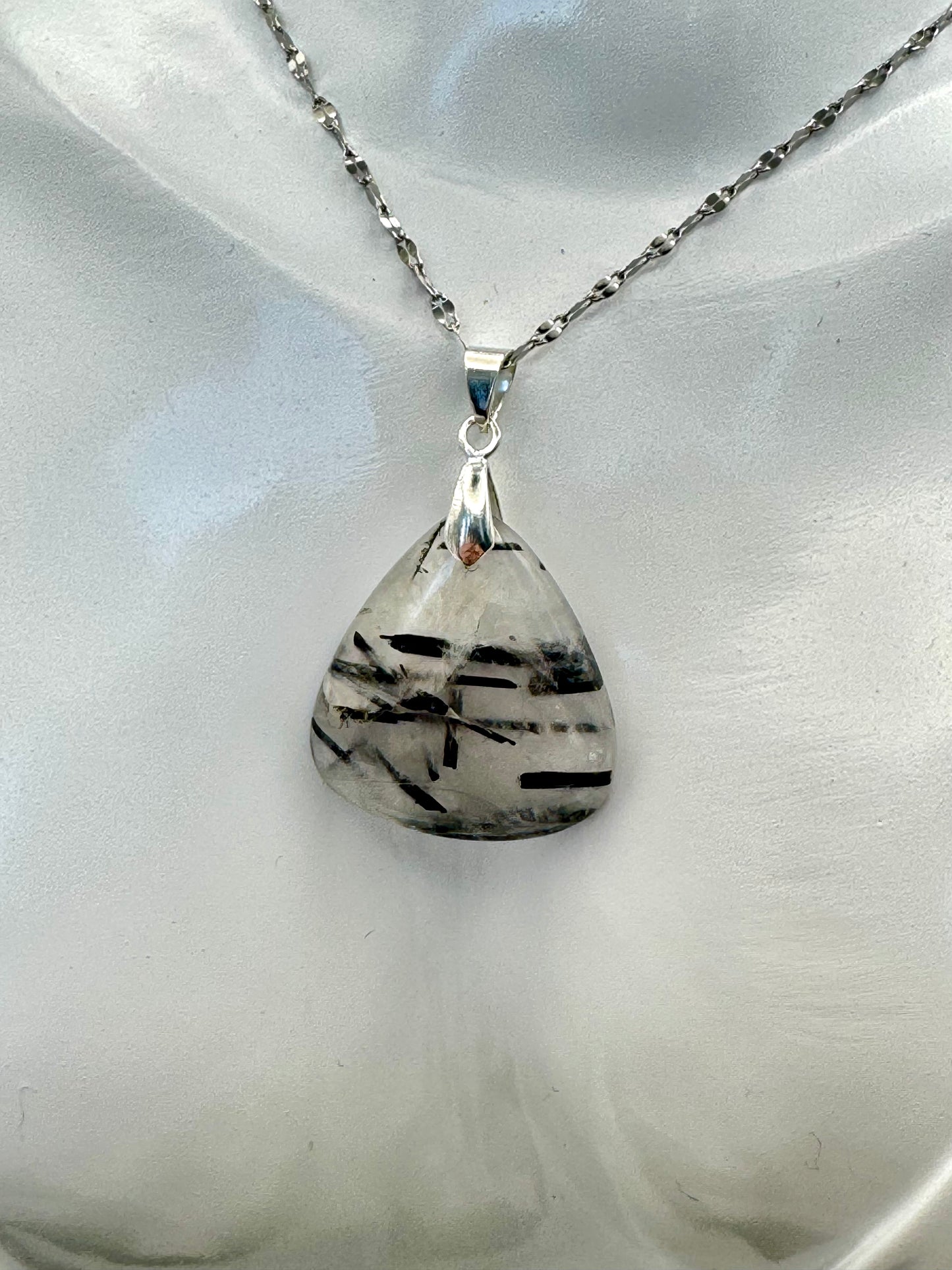 Pendentif Quartz Tourmaline triangulaire