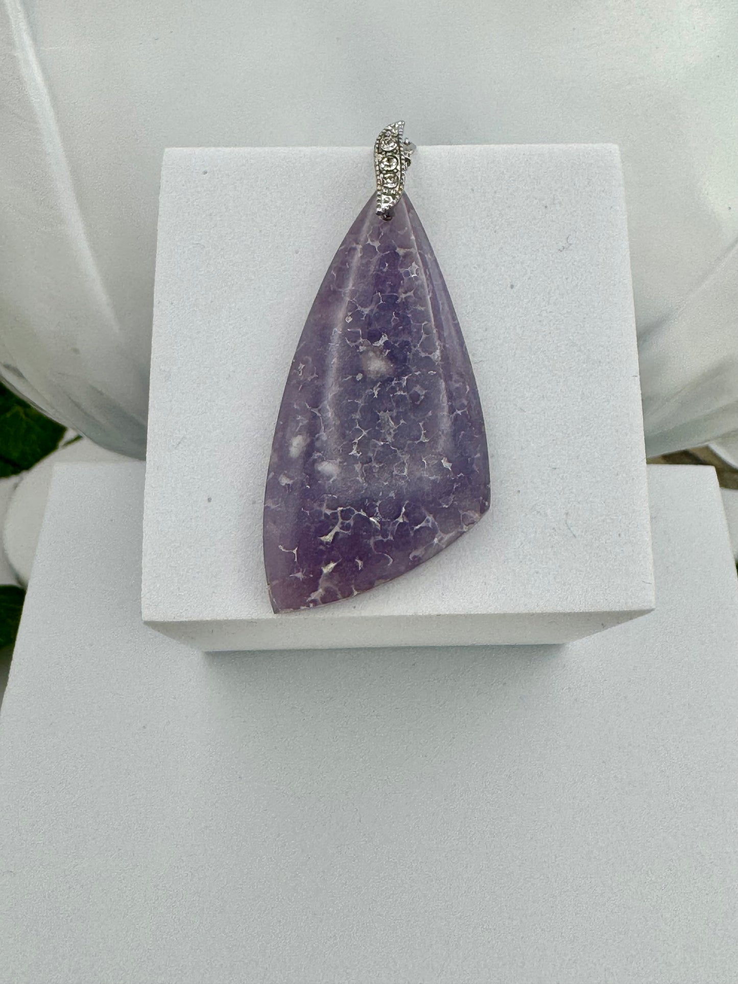 Pendentif Calcédoine d’Indonésie forme libre