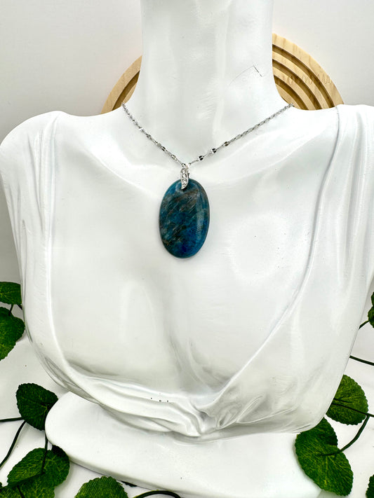 Pendentif Apatite Bleu Ovale
