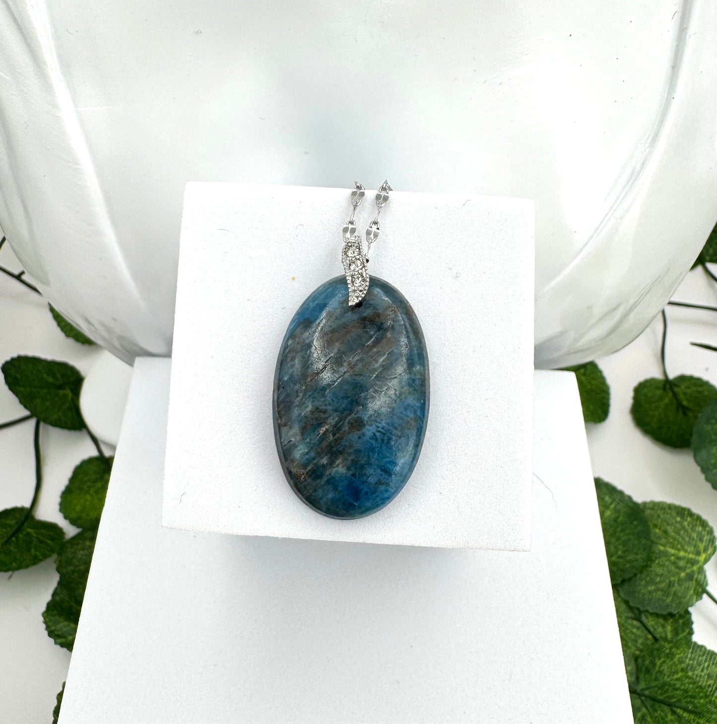 Pendentif Apatite Bleu Ovale