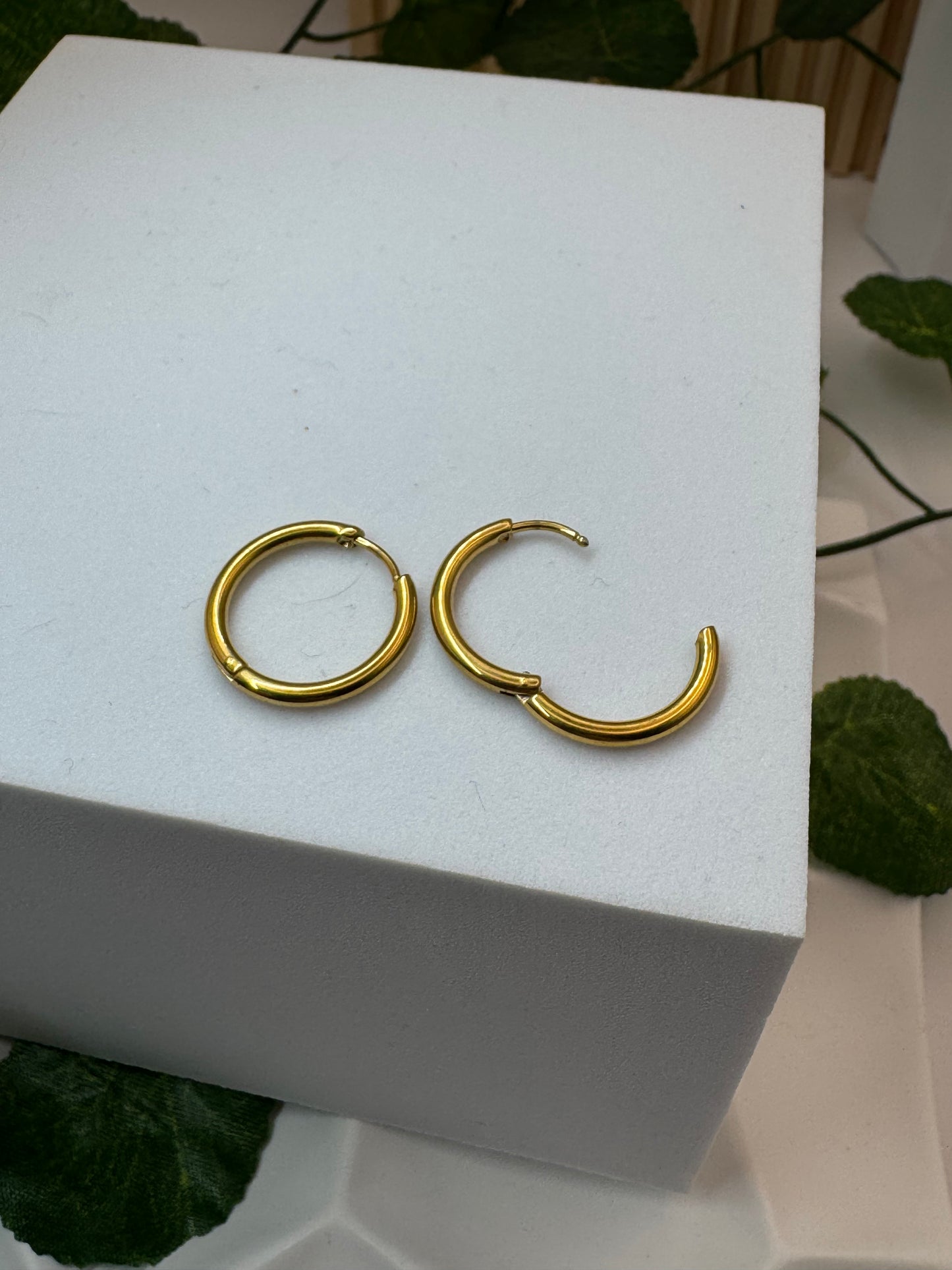 Créoles 18mm acier inoxydable argenté ou doré
