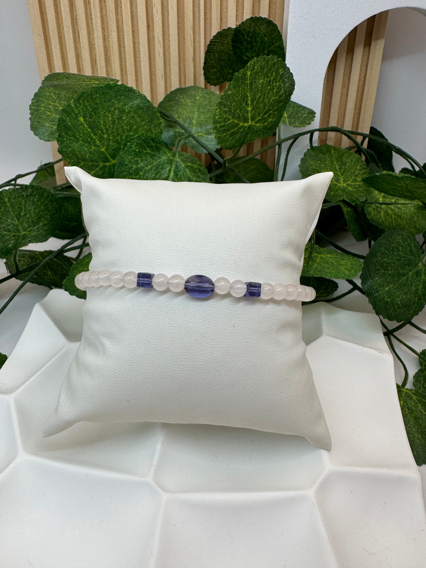Bracelet Quartz Rose 4 mm & Cristal de Swarovski Améthyste « Douceur et Éclat »