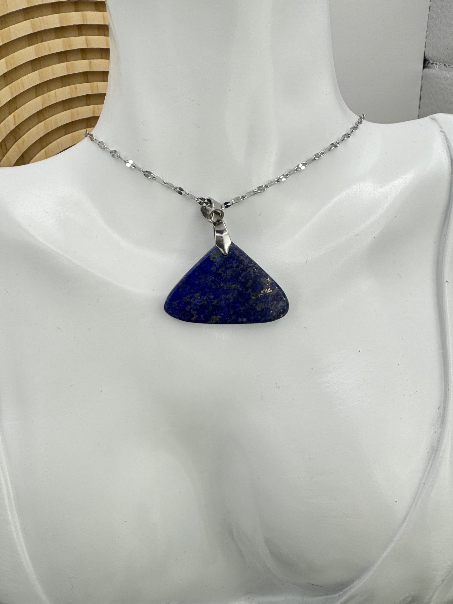 Pendentif triangle Lapis Lazuli