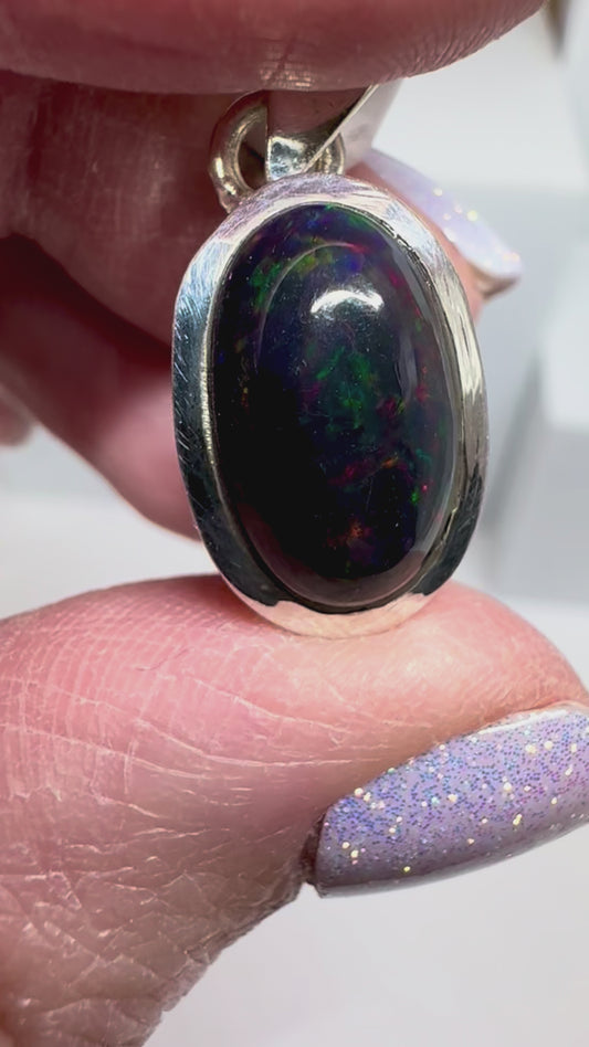 Pendentif Opale Noire